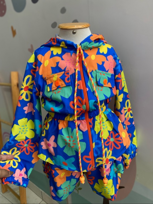 Conjunto Floral c/ capuz